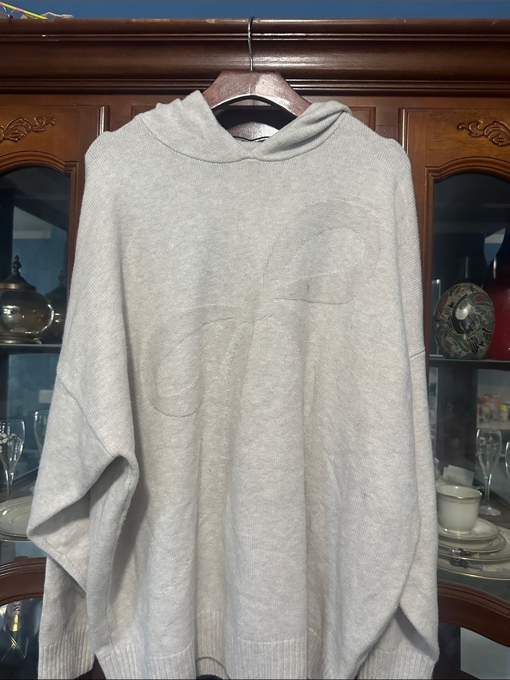 Light Gray Hooded Men’s Sweater - Casual Knit Pullover - Picture 3 of 4